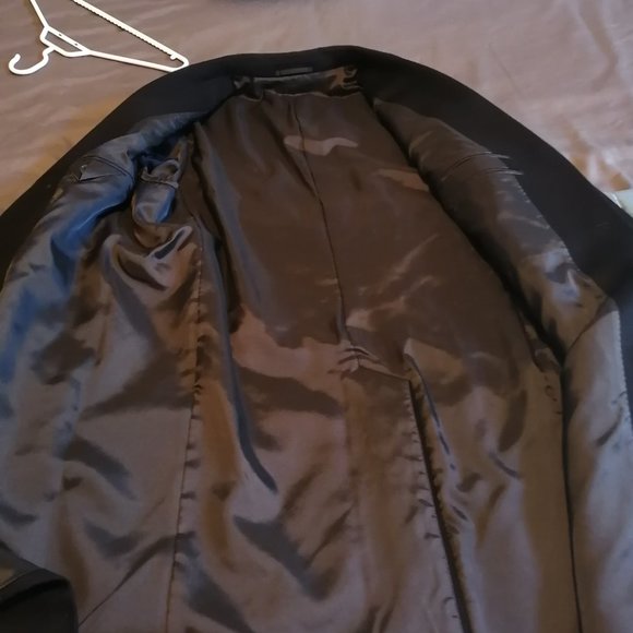 Uniqlo Pea Coat - Picture 5 of 5